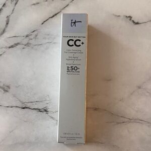 IT Cosmetics CC+ Cream with SPF 50 - Silver Packaging